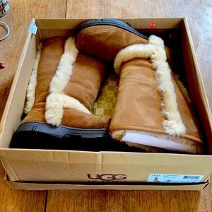 Ugg sunburst tall boots